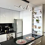 2Br Near Tgv Station